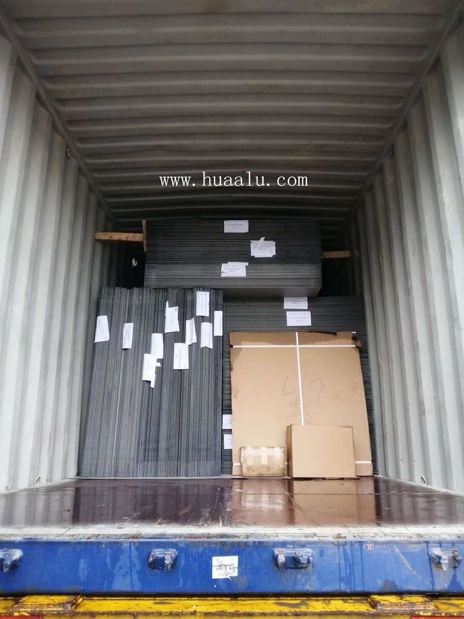 alucobond  factory loading